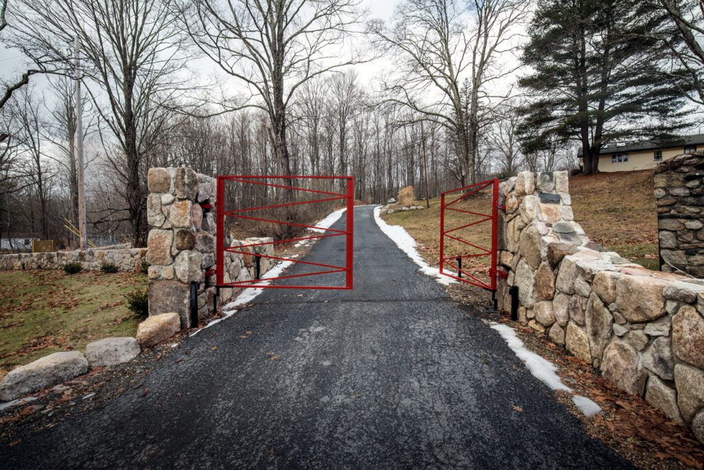 Custom Modern Metal Automated Driveway Gate