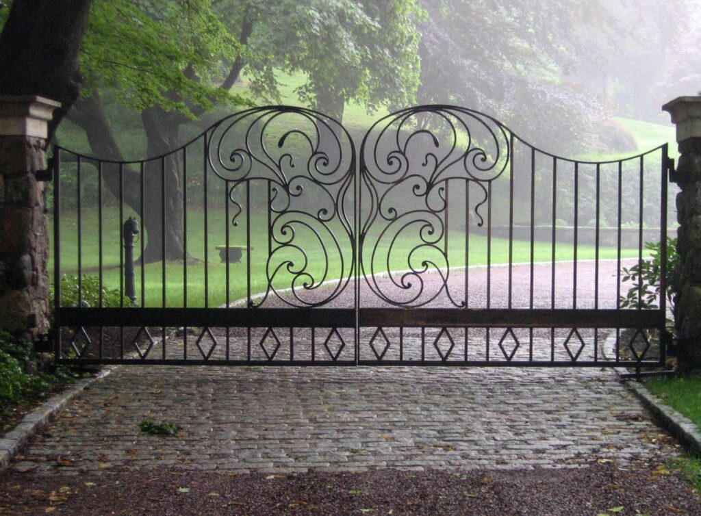 Scroll Design Wrought Iron Driveway Gate