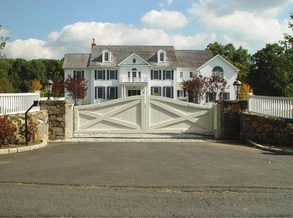 Farmhouse White Wooden Driveway Gate