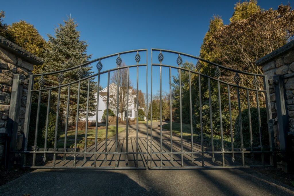 Tall Decorative Metal Driveway Gate