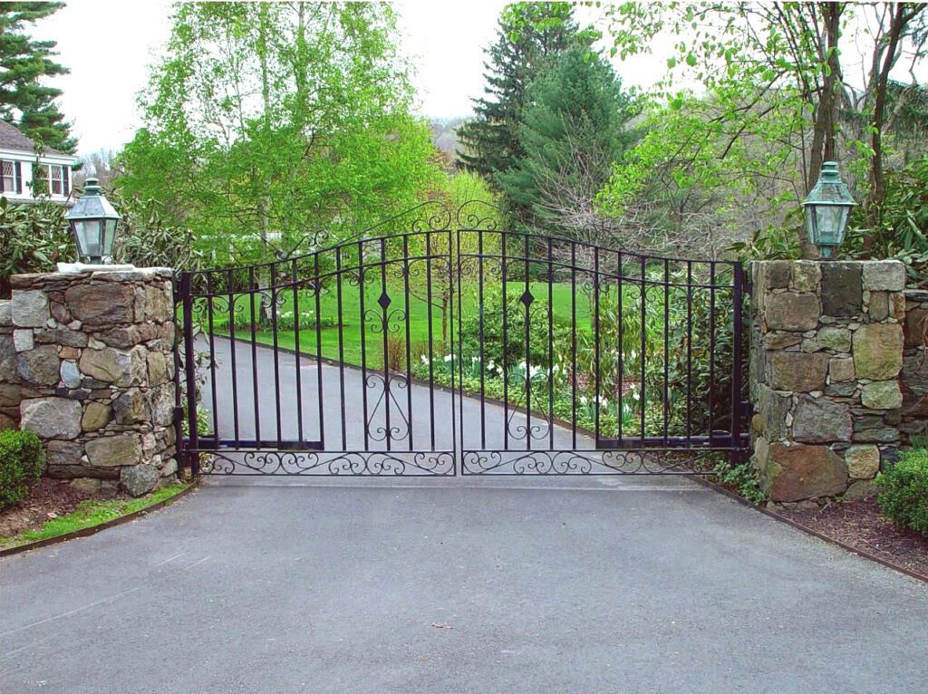 Lower Profile Security Gate with Lighting