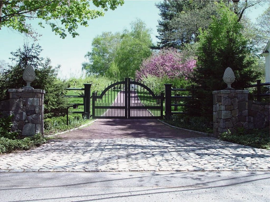 Wood Driveway Security Gate