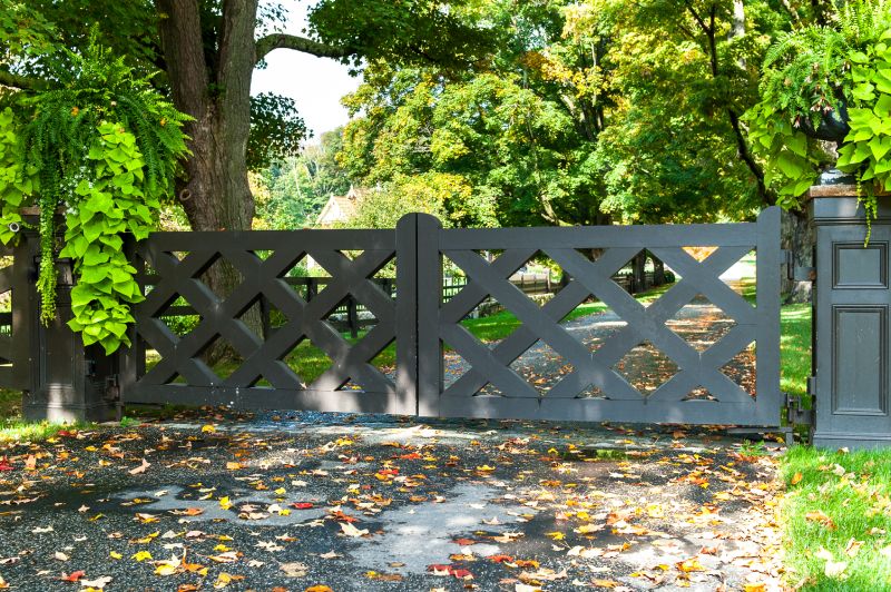 Crossbuck Fence Pattern on Sleek Modern Gate.