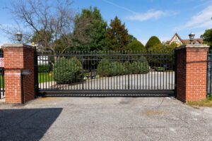 Metal driveway gate