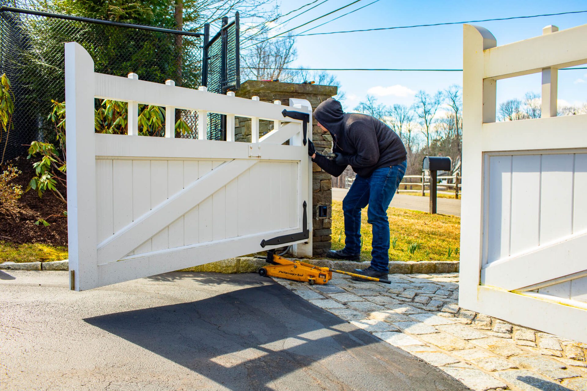 driveway gate repair