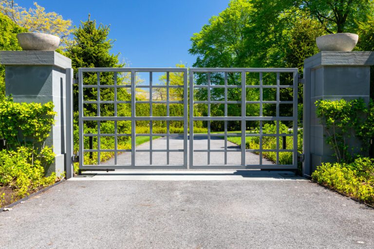 Metal driveway gate