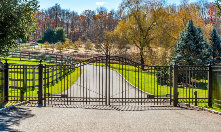 Metal driveway gate