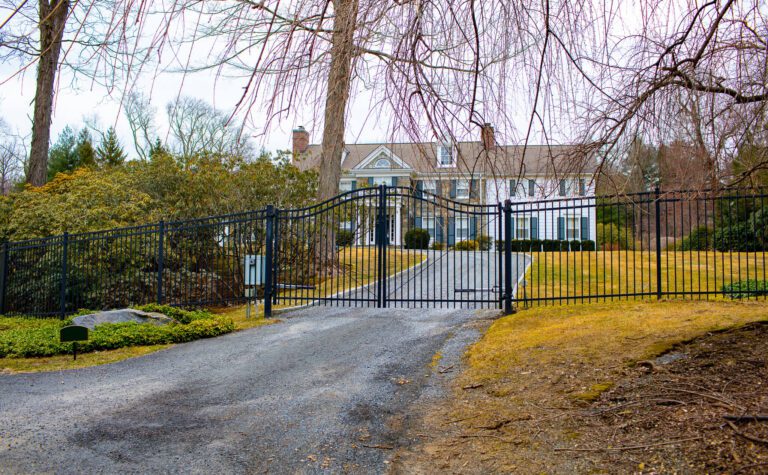 Metal driveway gate